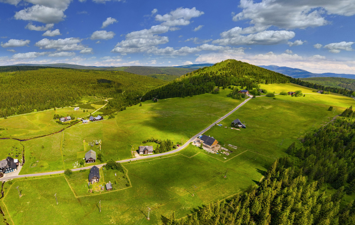 Malebná krajina v okolí osady Jizerka